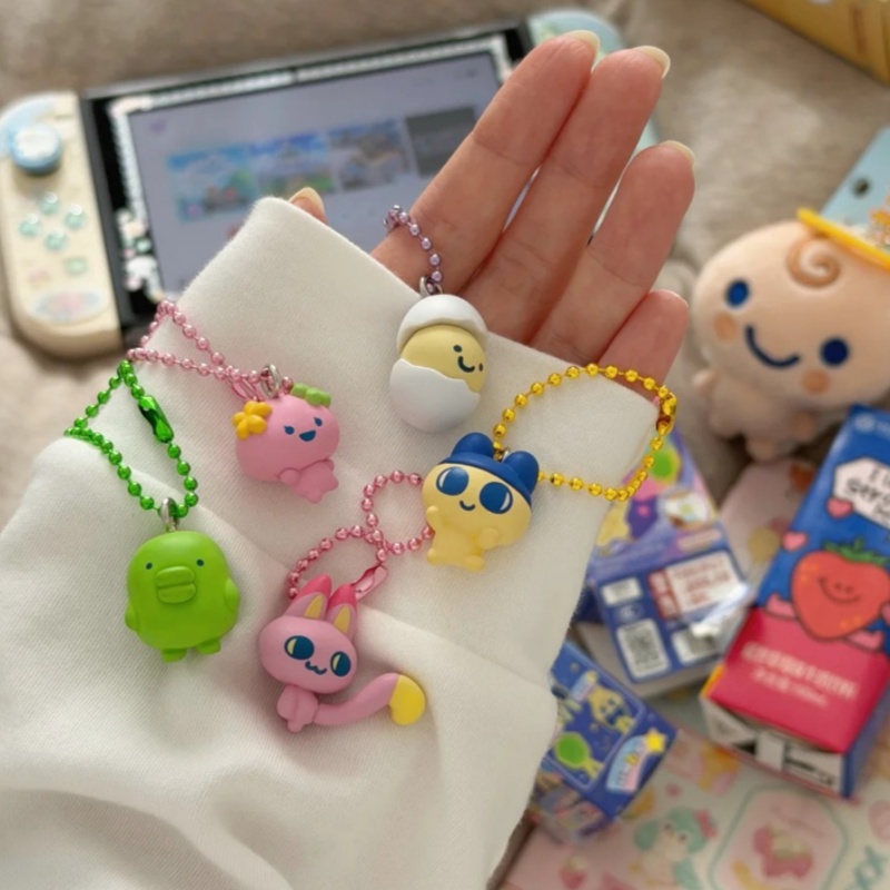Kawaii Tech Accessories - Nuevo Tamagotchi de Bandai en Caja