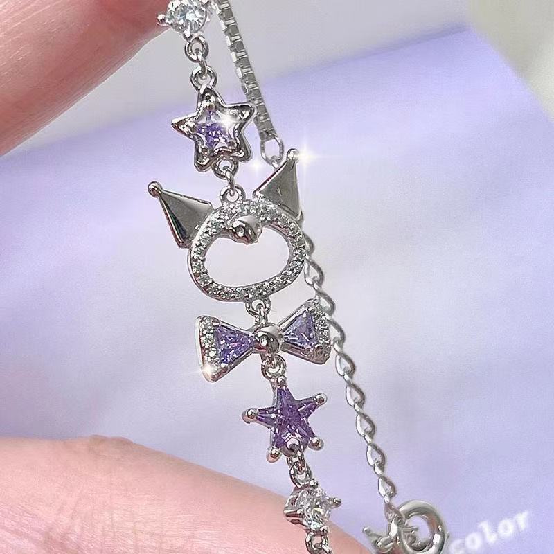 Kawaii Tech Accessories - Pulsera con Dijes Inspirada en Kuromi,