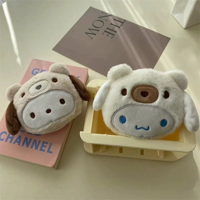 Monedero de peluche Sanrio Kur - Kawaii Tech Accessories reseña y precio